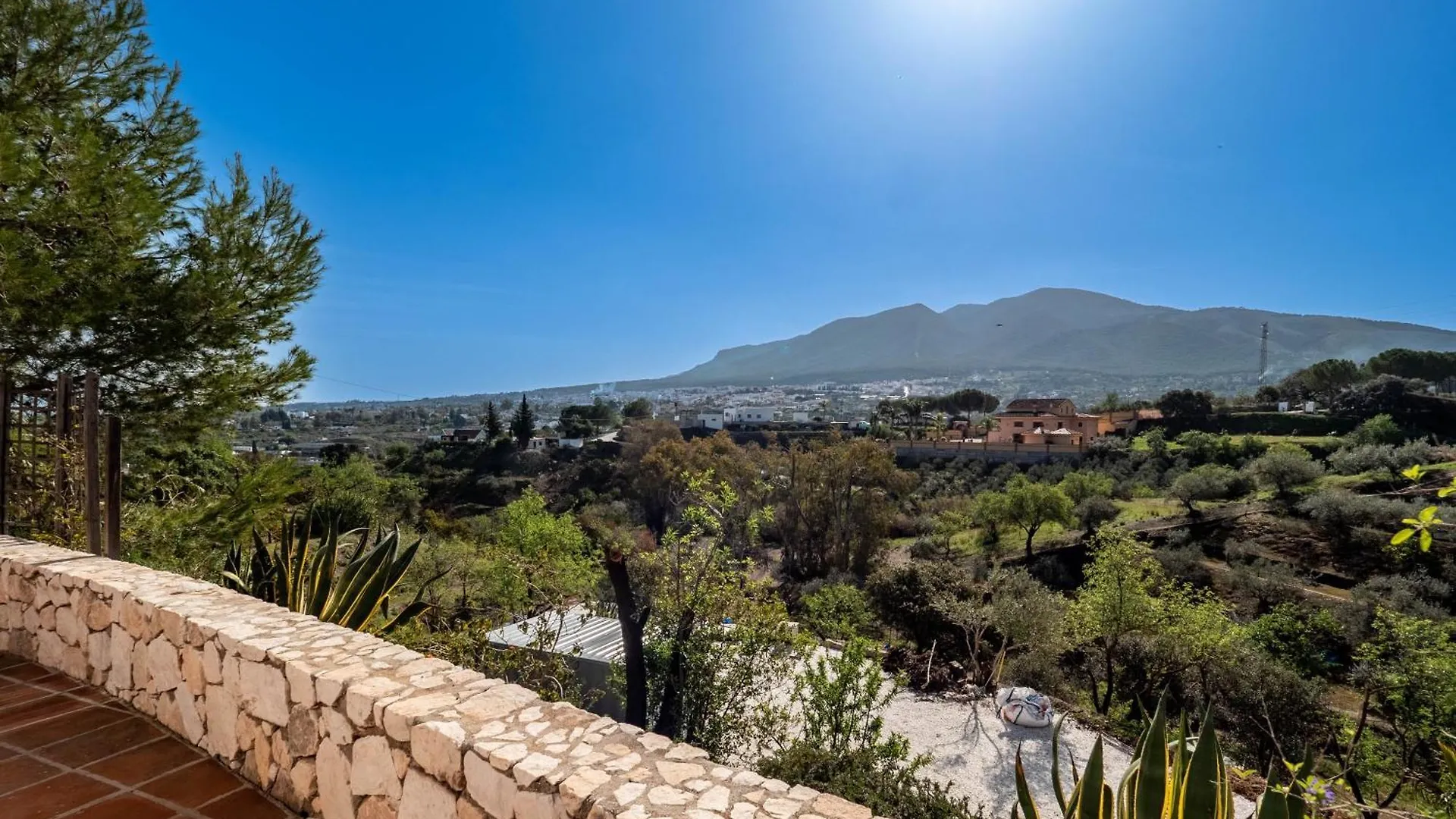 דירות Alhaurín el Grande Casa Amarilla Casitas 0*,  ספרד